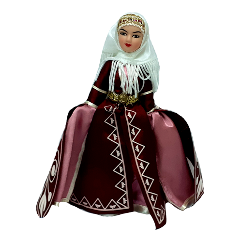 Фарфоровая кукла в костюме: Карачаевский праздничный костюм