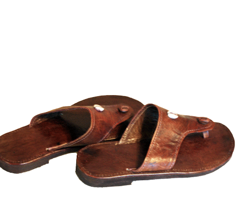 Кожаная традиционная обувь